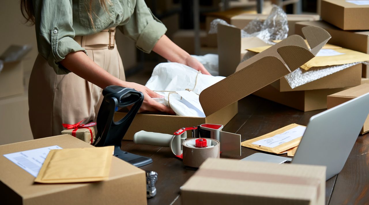 Female Unloading Box at Store Female Unloading Box at Store